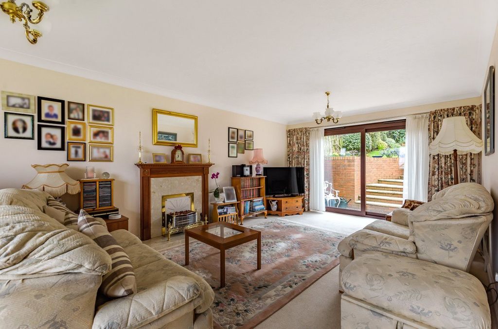 Property photo 2 of 15 825267 (2).Jpg