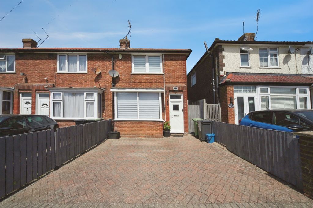 Property photo 1 of 15