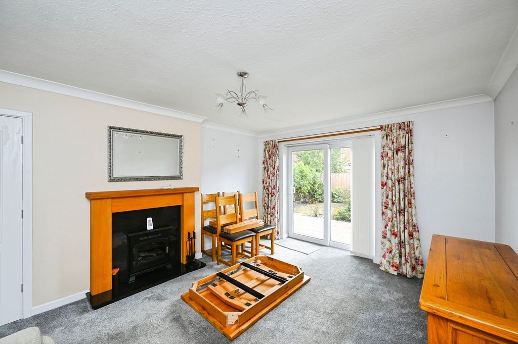 Property photo 3 of 15