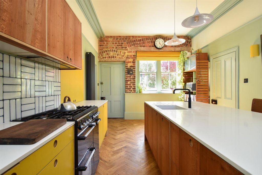 Property photo 2 of 42 Open Plan Kitchen