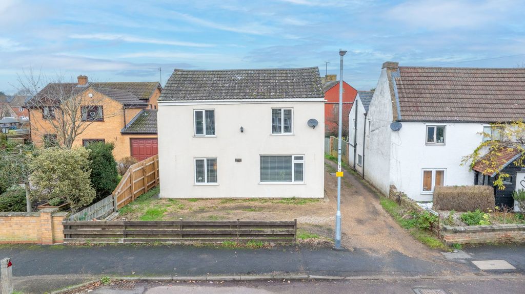 Property photo 2 of 40