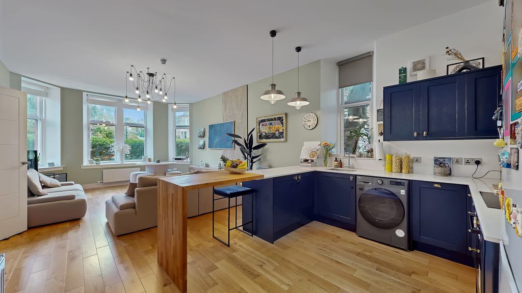 Additional image 10 of 2 bed flat for saleMain Door, Kelvinside Gardens, North Kelvinside G20