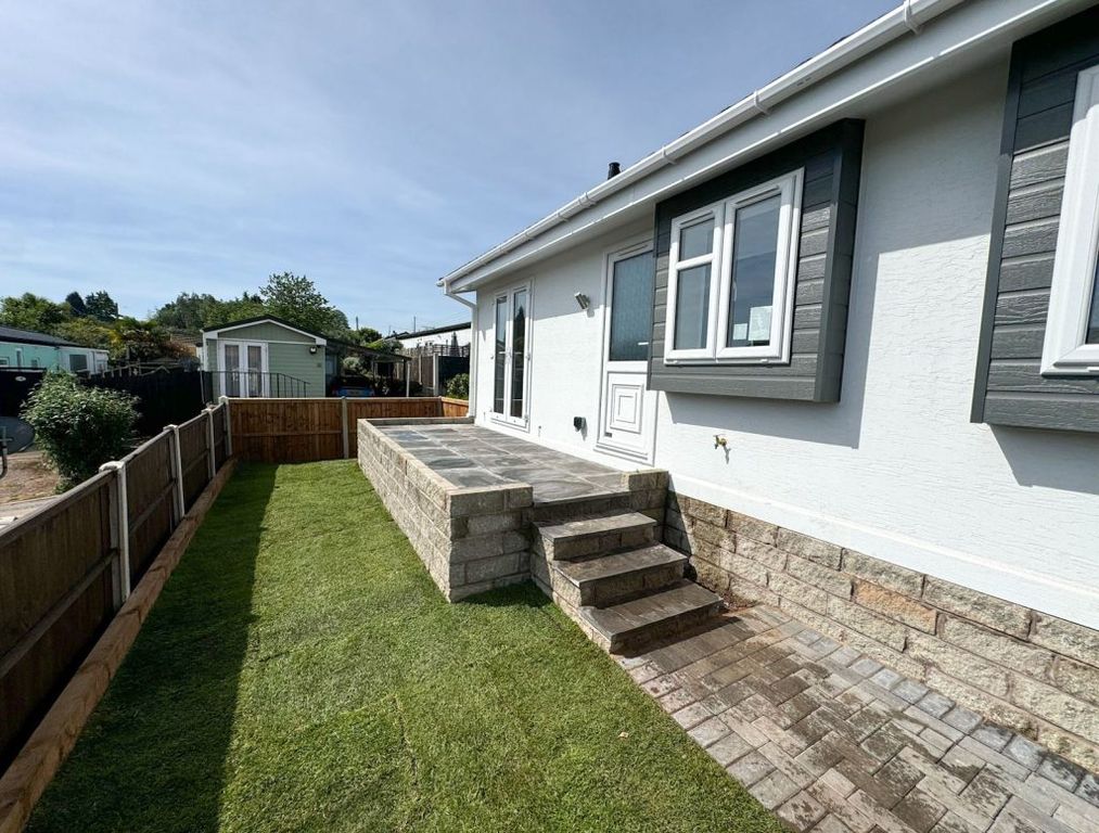 Property photo 2 of 6 7B00c25A Fcd8 4c50 952B F2Fe2Db5A064.Jpg