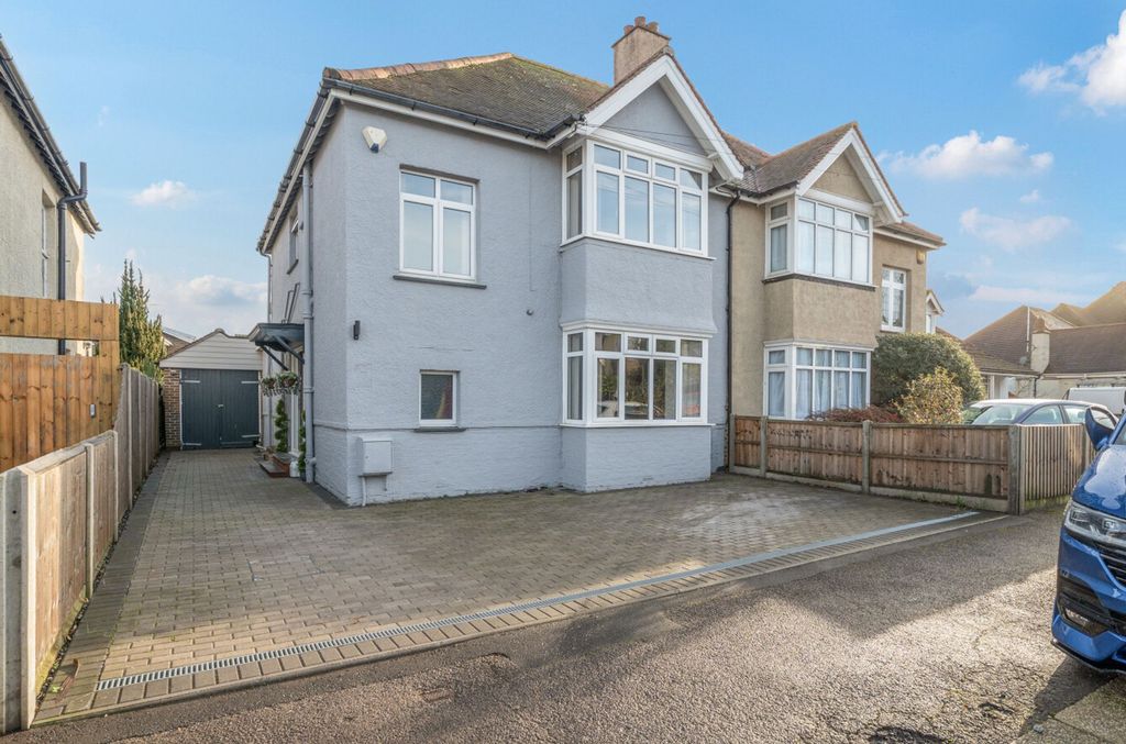 Property photo 1 of 22