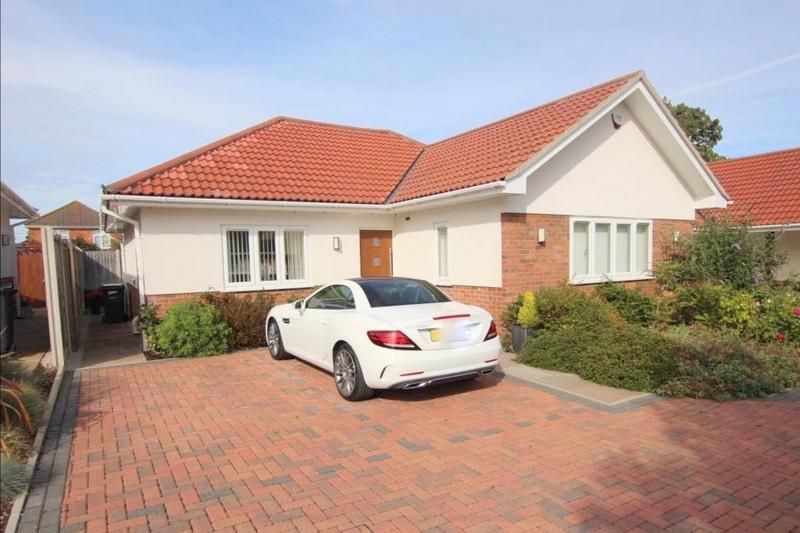 Property photo 1 of 5 2 Parly Front.Jpg