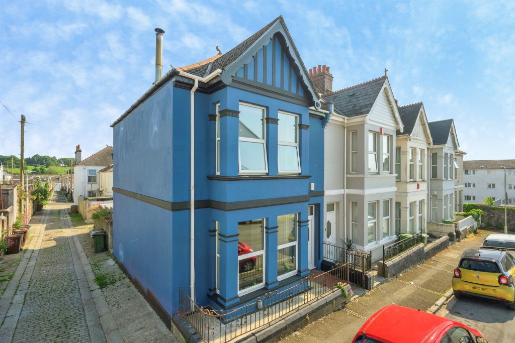 Property photo 2 of 24