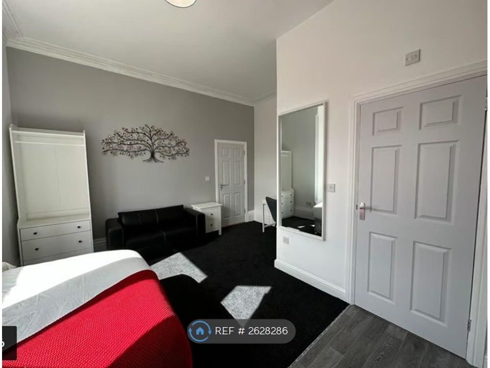 Property photo 2 of 4