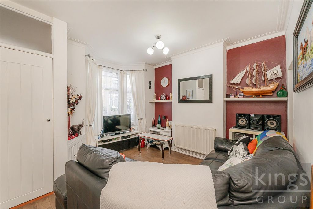 Property photo 2 of 15