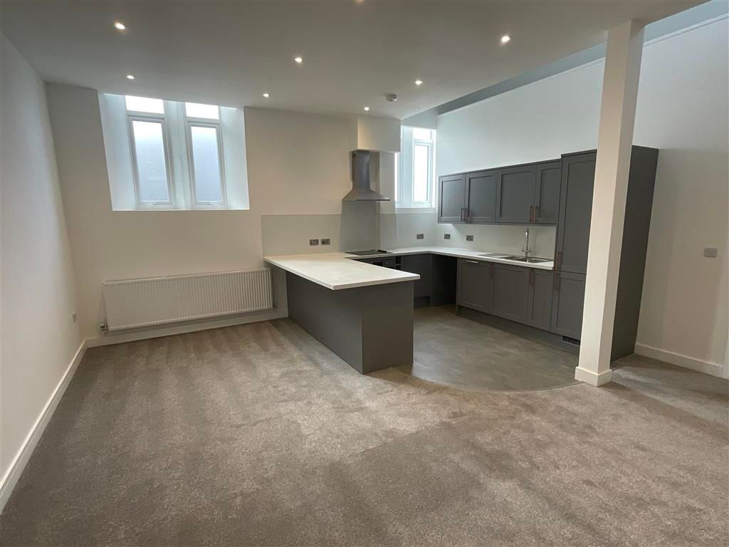 Property photo 1 of 9 Kitchen/Lounge