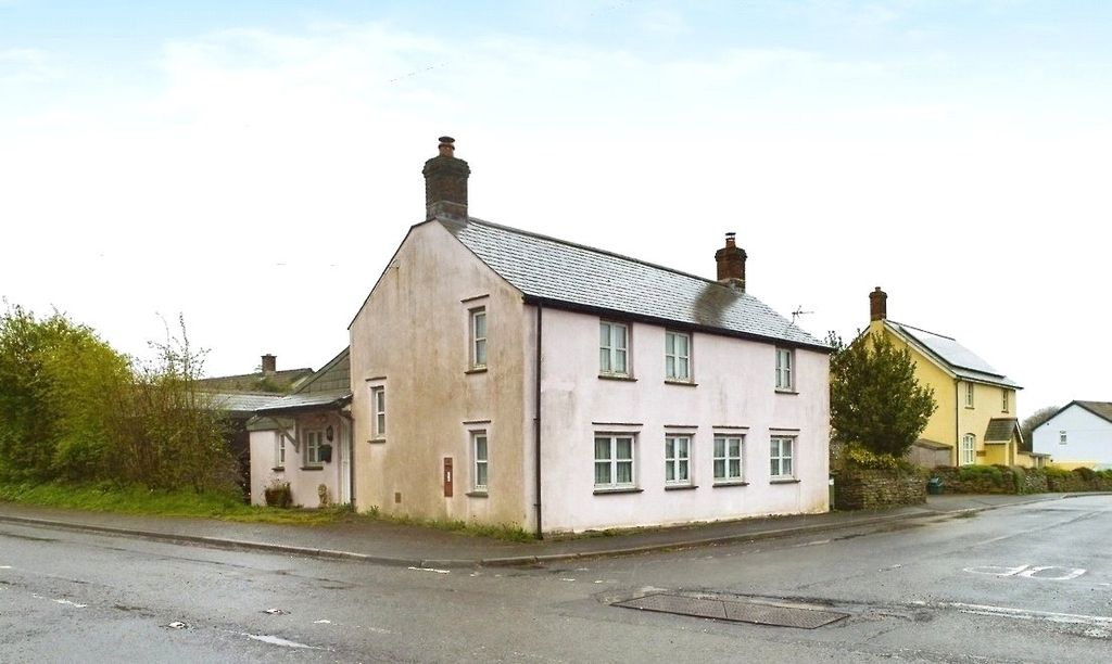 Property photo 2 of 19 Picture No. 26