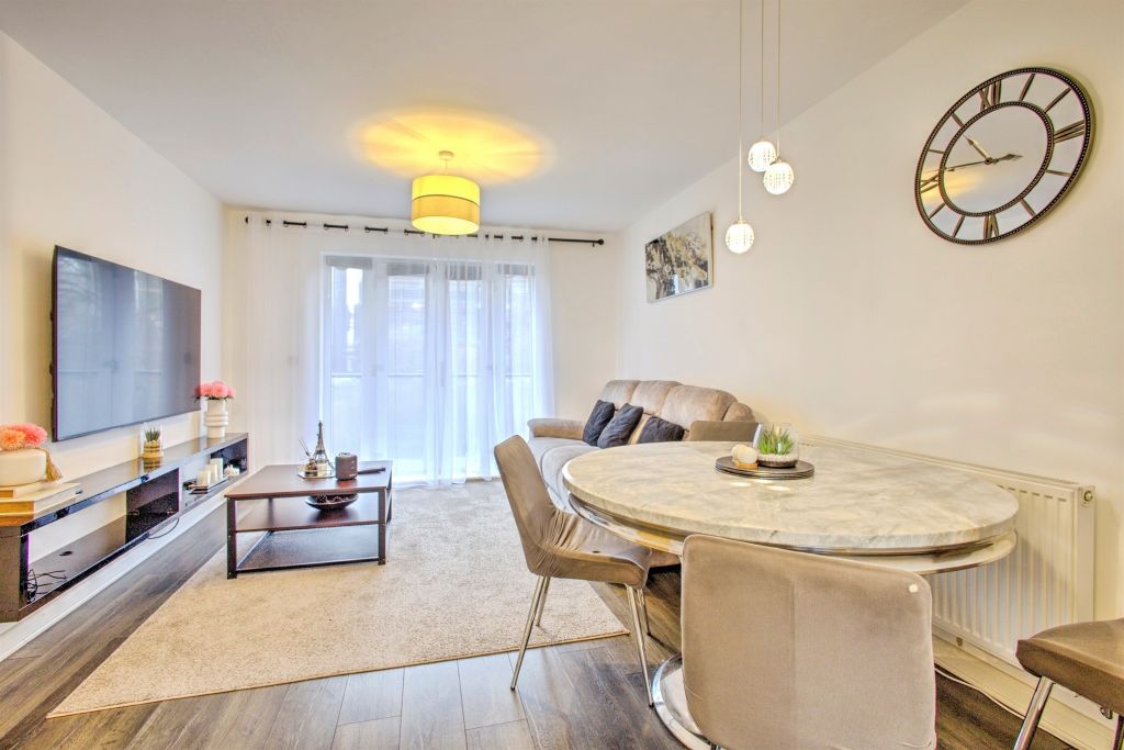 Property photo 2 of 16