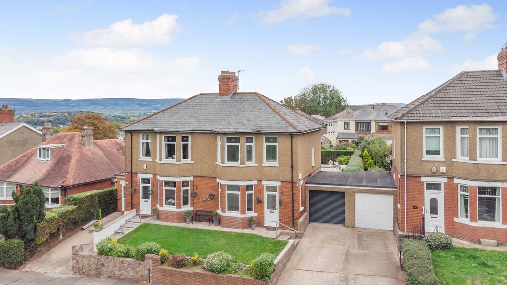 Property photo 1 of 22