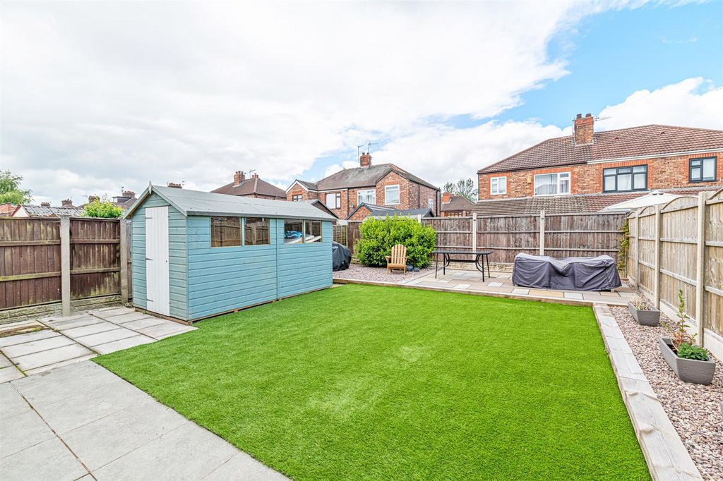 Additional image 9 of 3 bed semi-detached house to rentDerwent Road, Warrington WA4