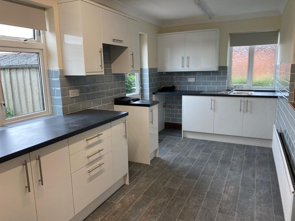 Property photo 3 of 12 Img_9428.Jpeg