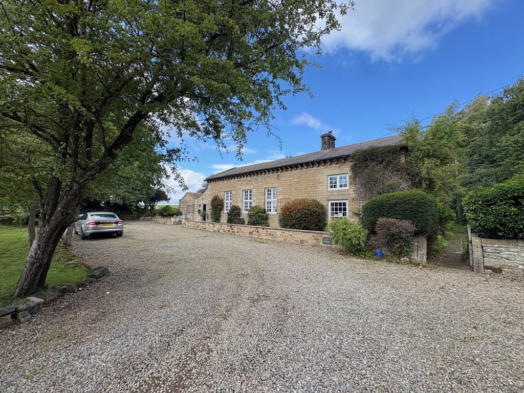 Property photo 1 of 47