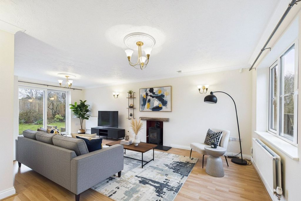 Property photo 2 of 19 Picture No. 40