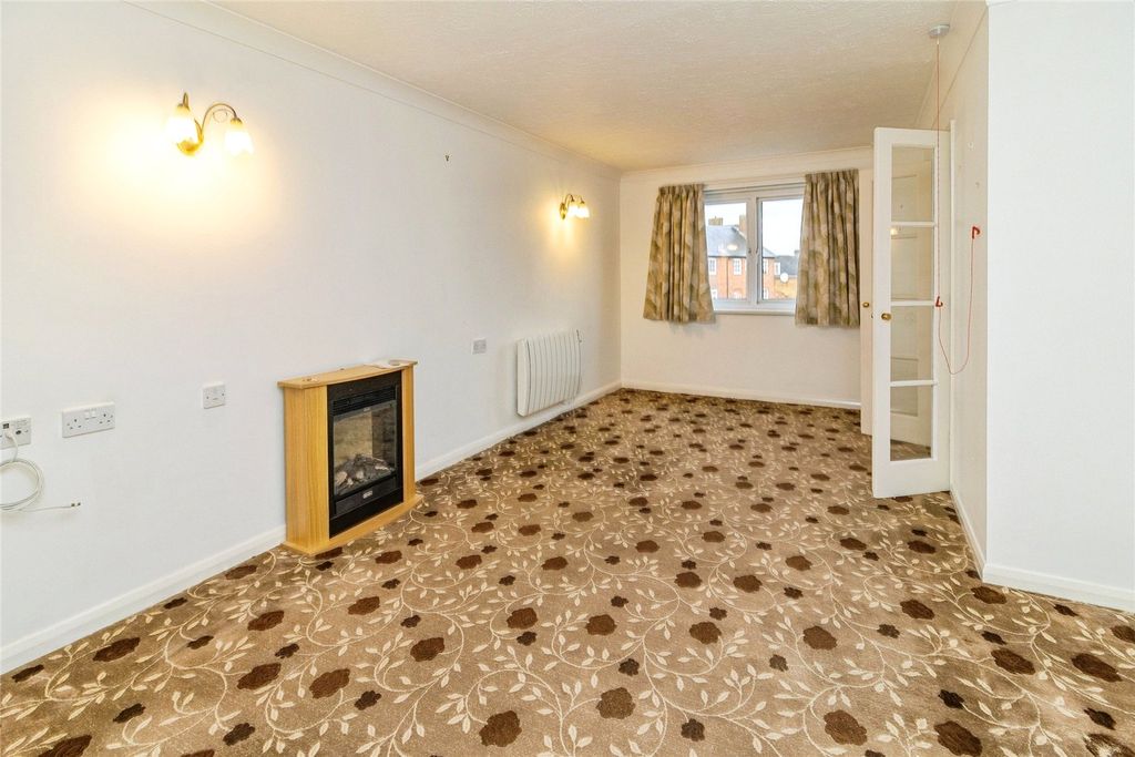 Property photo 2 of 20 Picture No. 52