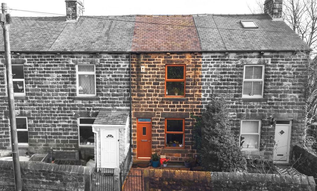 Property photo 1 of 18