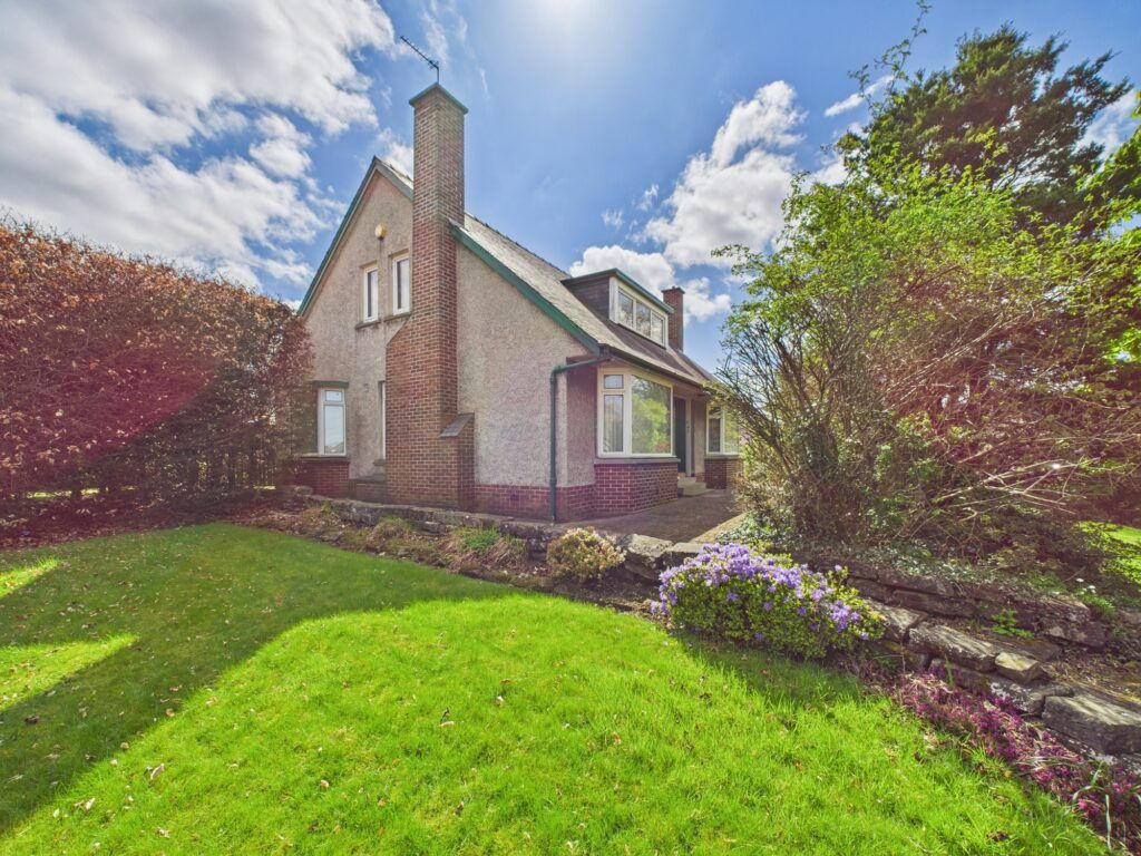 Property photo 1 of 33