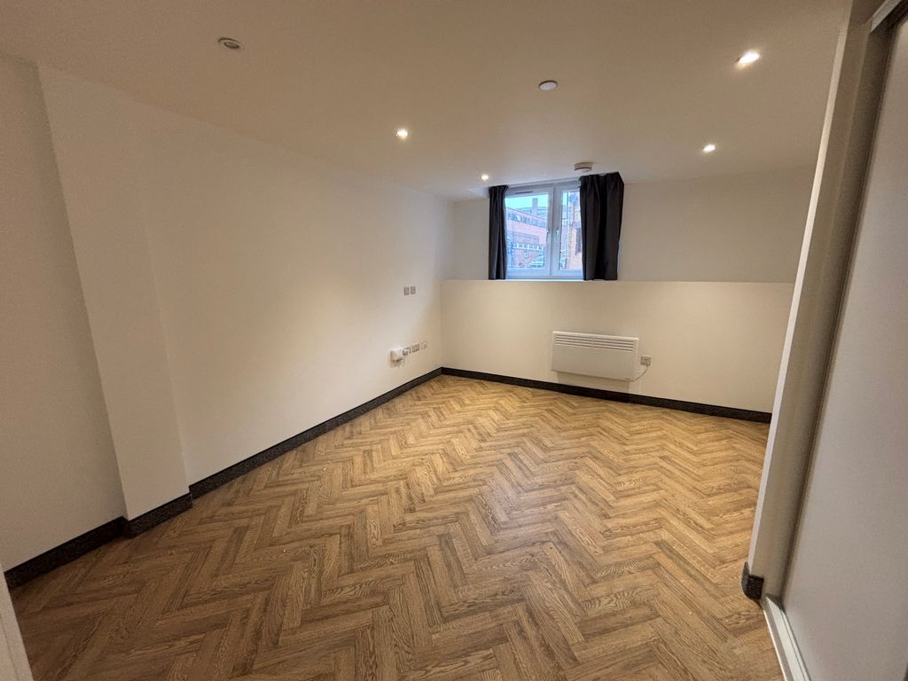 Property photo 3 of 4