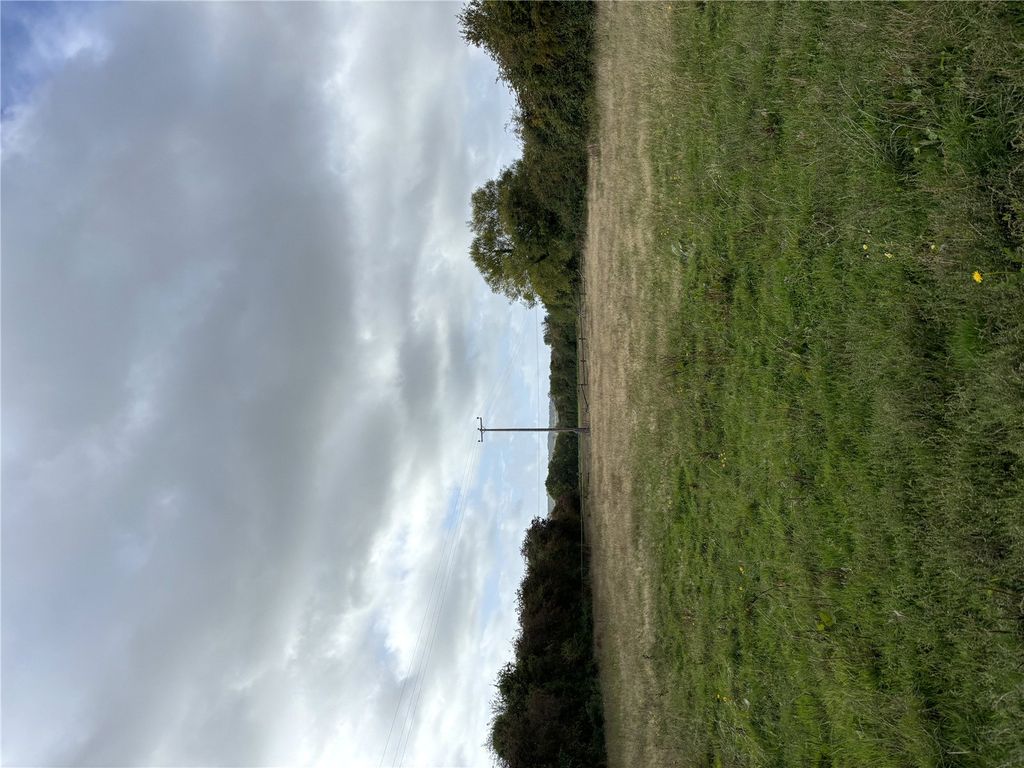 Property photo 3 of 8 Picture No. 03