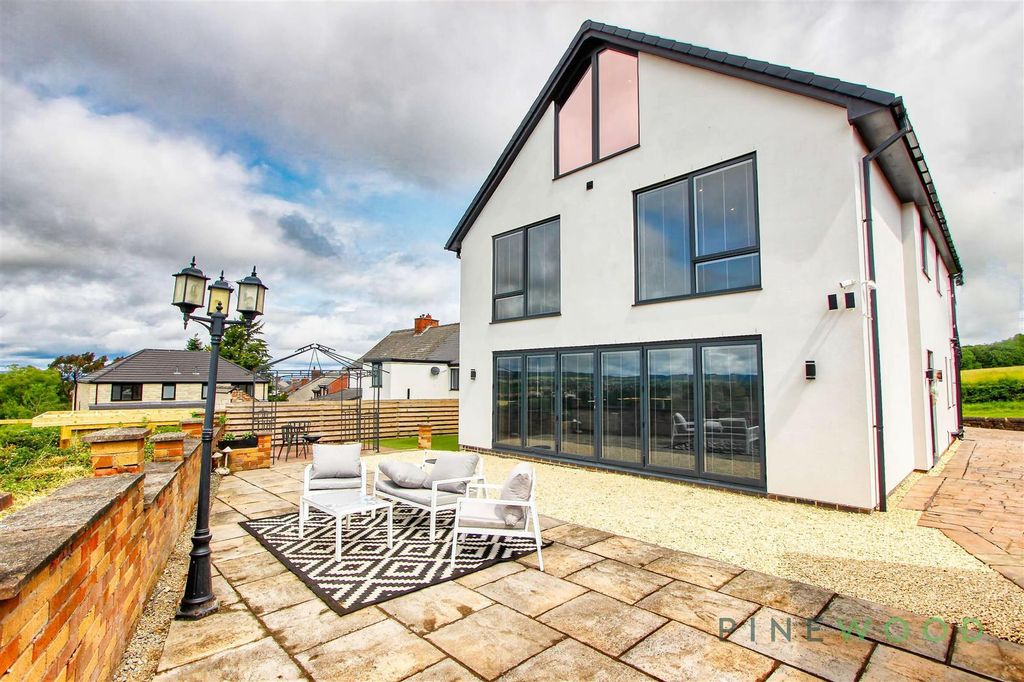 Property photo 1 of 69 Rear