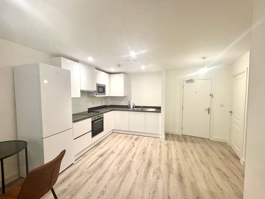 Property photo 3 of 8 Image