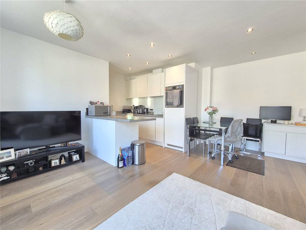 Property photo 2 of 14 Picture No. 09