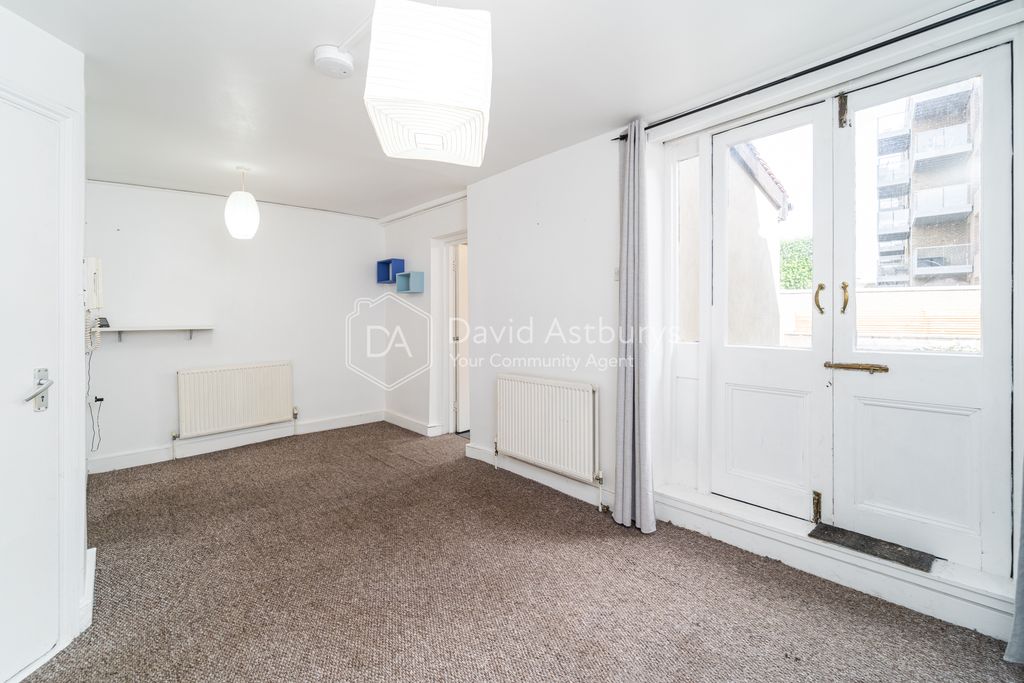 Property photo 1 of 11 Ndb07552-Edit
