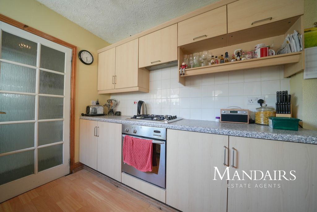 Property photo 3 of 13