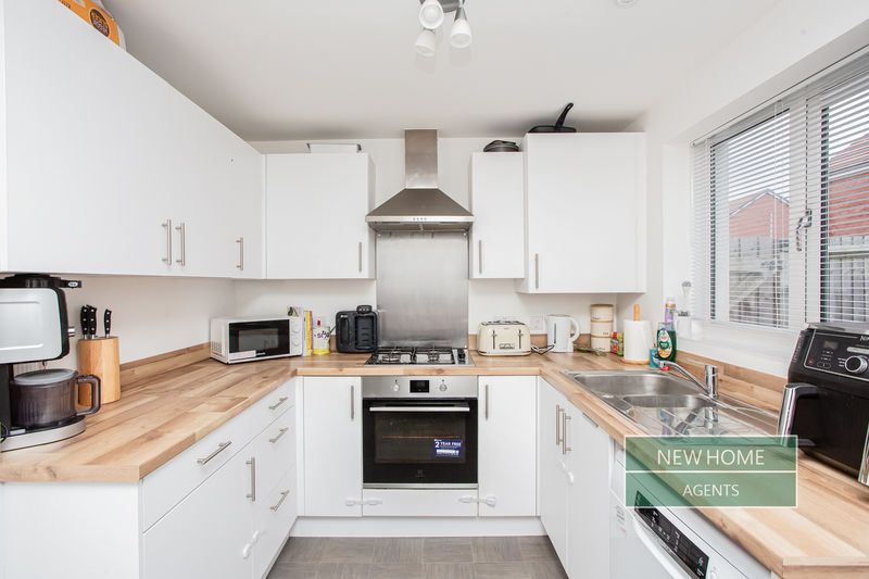 Property photo 2 of 18 Photo 6