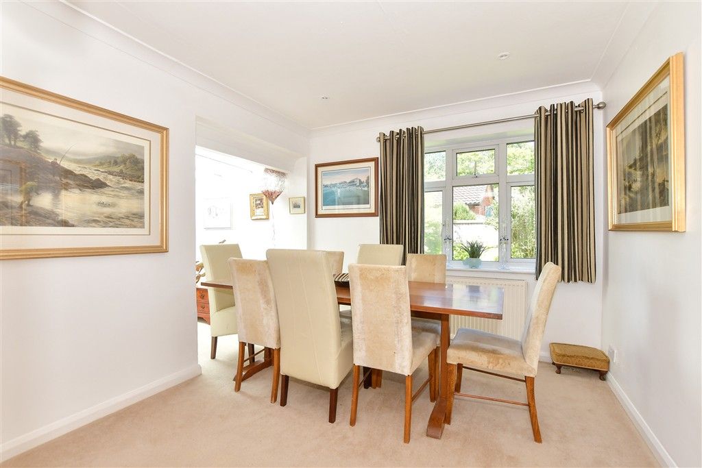 Property photo 1 of 9 Dining Area