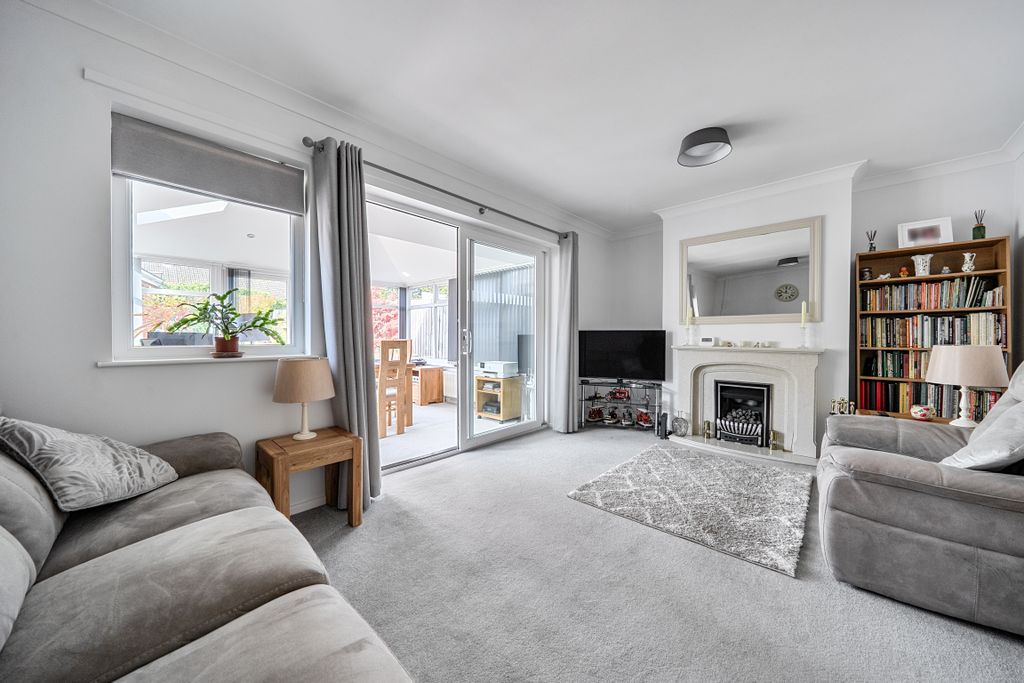 Property photo 2 of 17 153713313