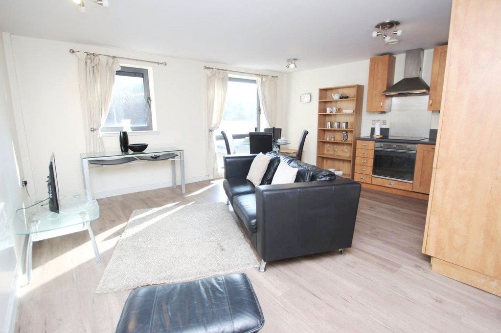 Property photo 2 of 10 Picture No. 01