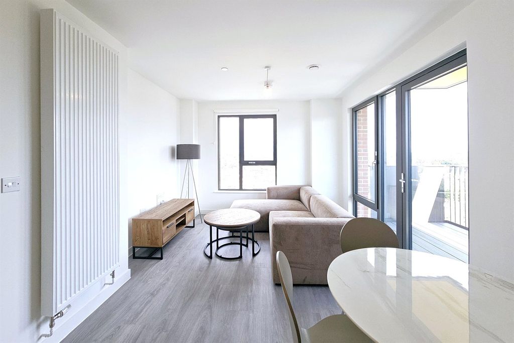 Property photo 1 of 14 Picture No. 05