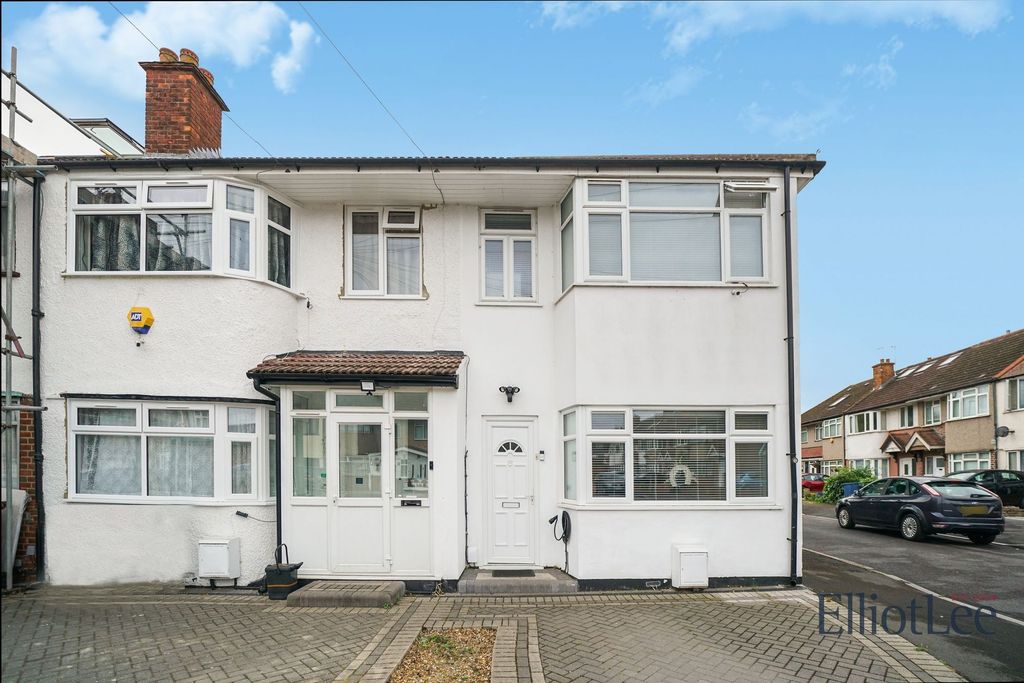 Property photo 1 of 19