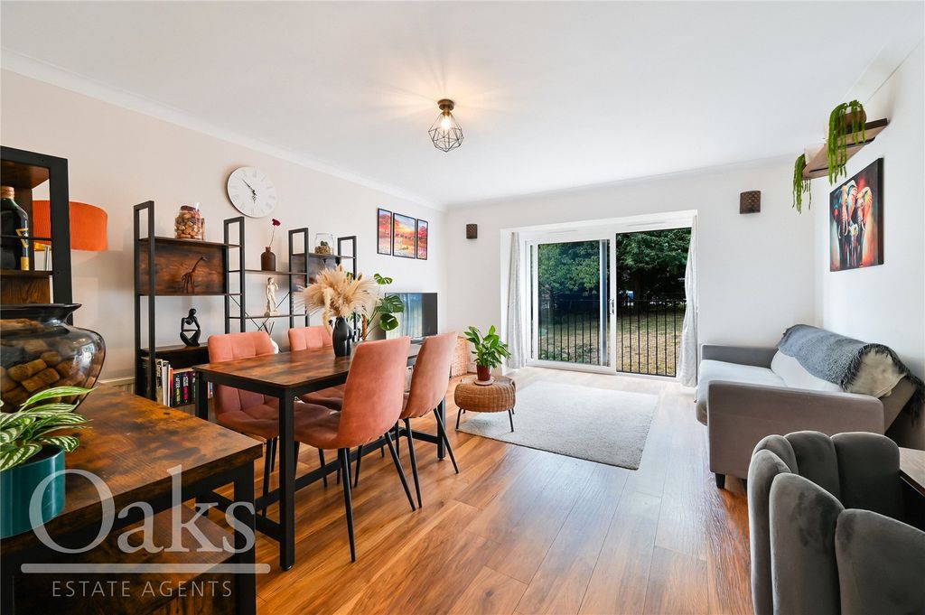 Property photo 2 of 7 Picture No. 06