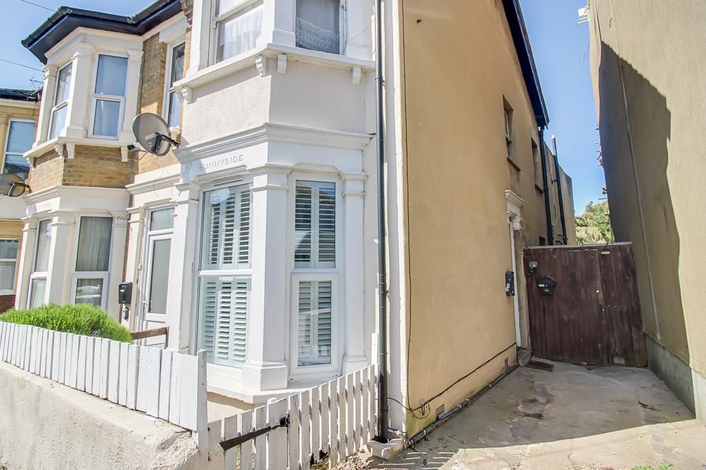 Property photo 1 of 15 Front