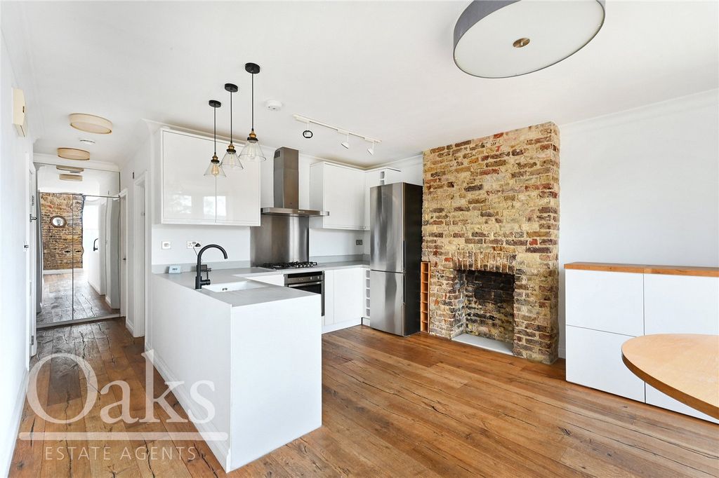 Property photo 2 of 8 Picture No. 05