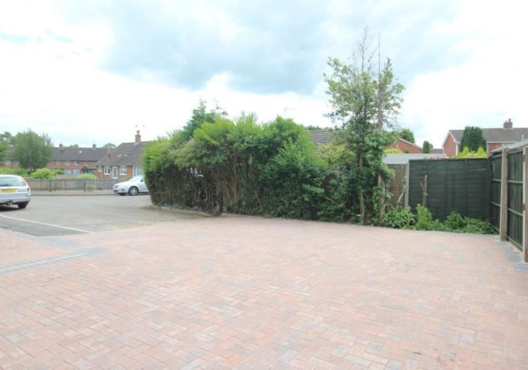 Property photo 2 of 11
