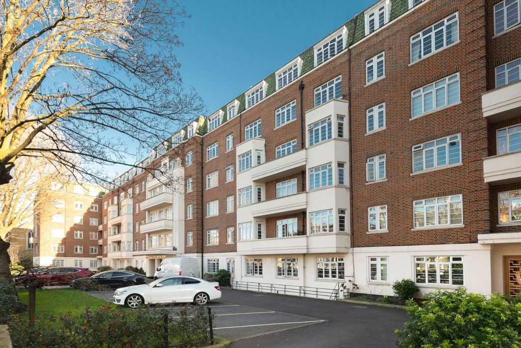 Property photo 2 of 8 Exterior