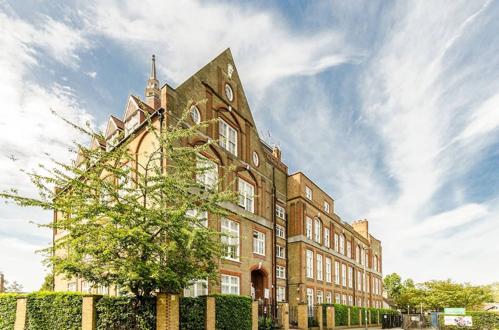 Property photo 3 of 3