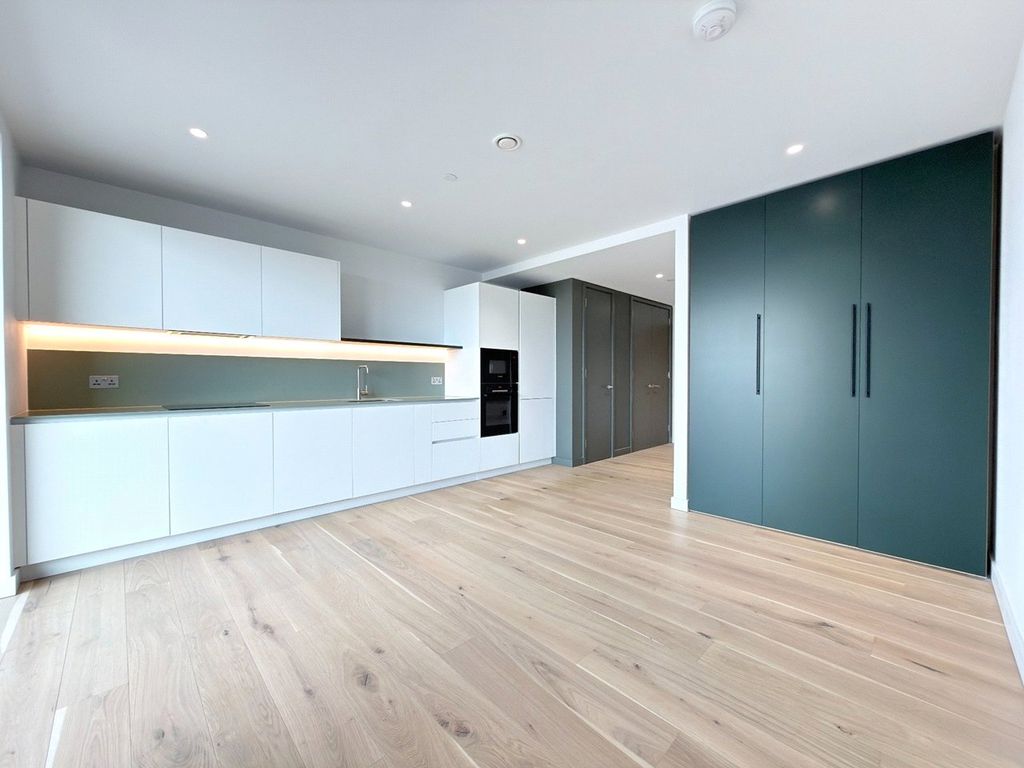 Property photo 2 of 5 Picture No. 13