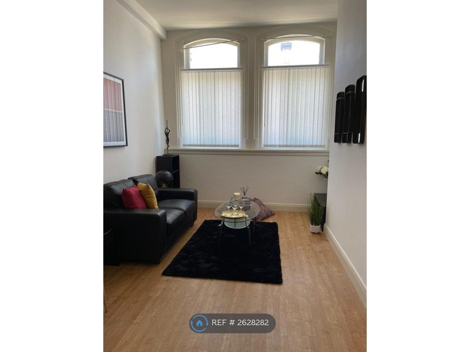 Property photo 2 of 6