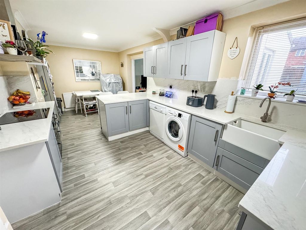 Property photo 3 of 33 Img_2033.Jpg