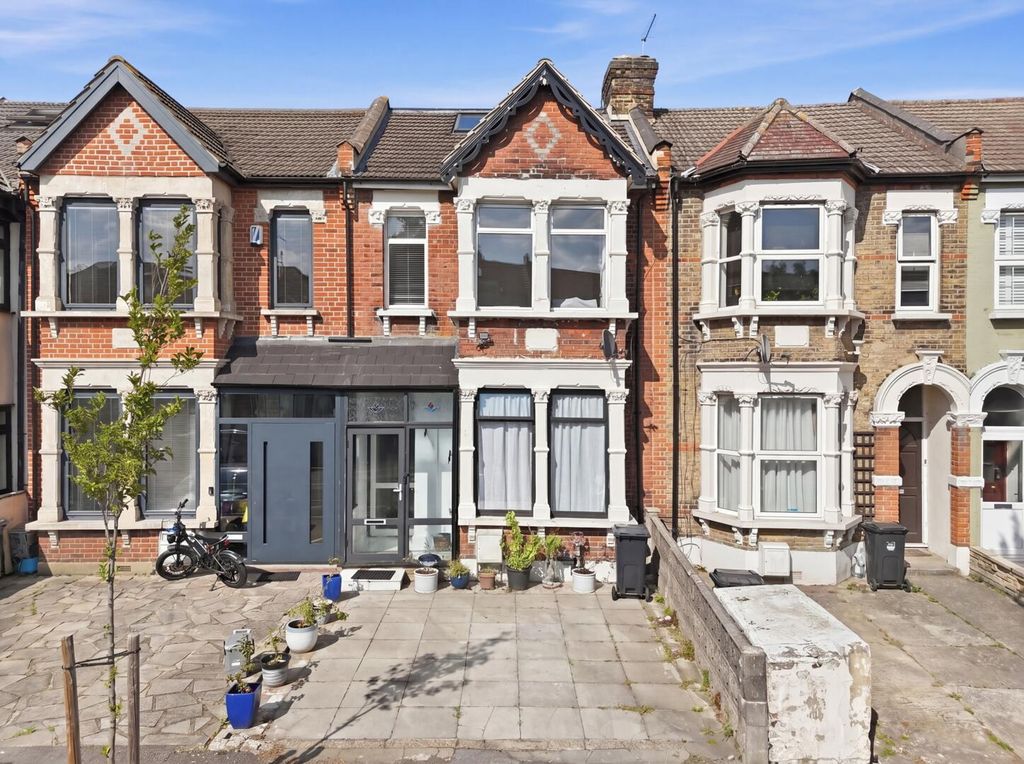 Property photo 1 of 22