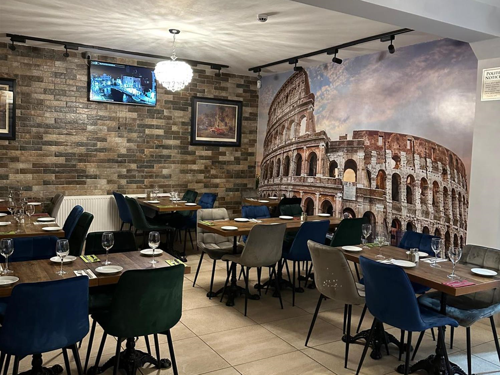 Property photo 2 of 7 Photo 1