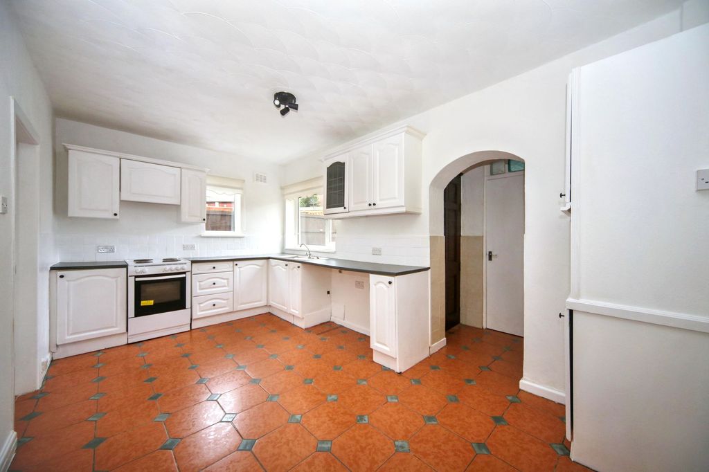 Property photo 3 of 22