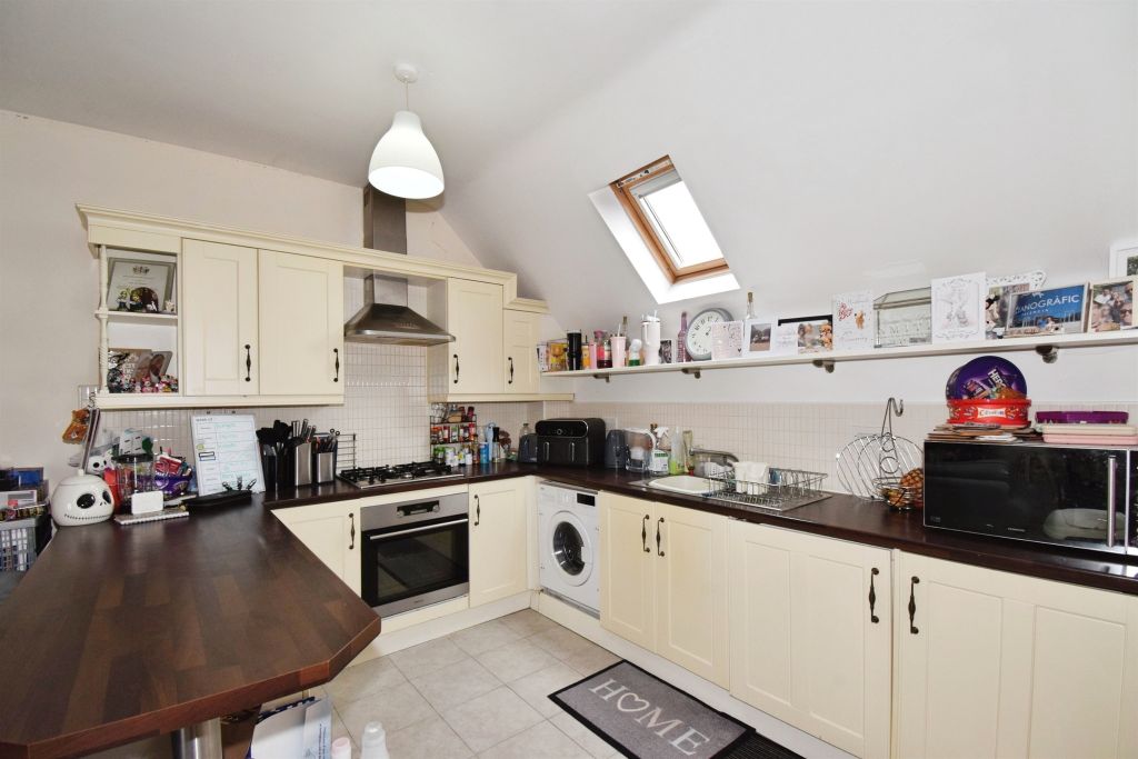 Property photo 3 of 17
