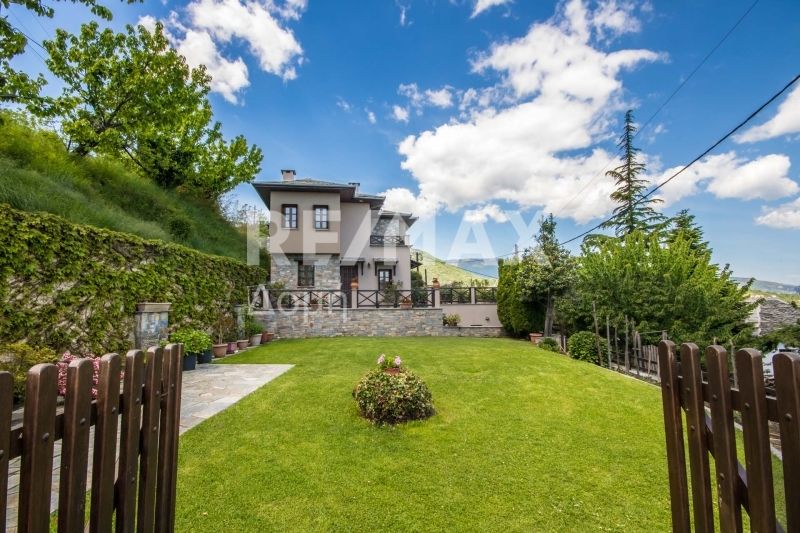 Property photo 1 of 30